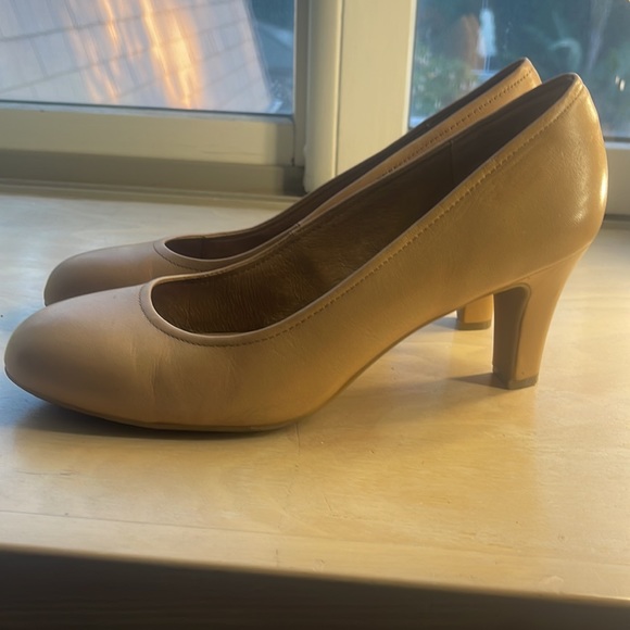 Soft pumps - Picture 2 of 5